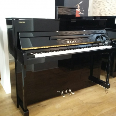 Yamaha U5 silent